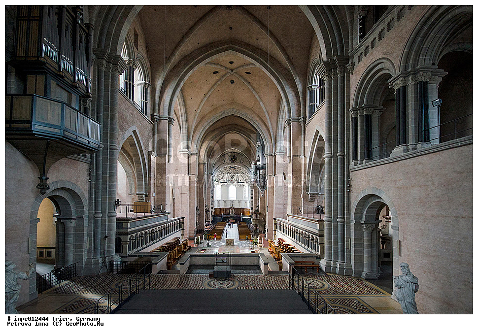 здания, архитектура, Германия,  Трир, Европа, культура, город, путешествия, традиции, туризм, история, 