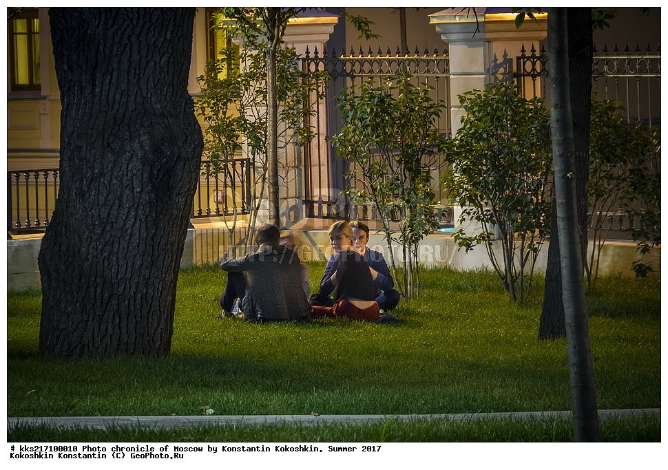 "Big spasoglinischevsky lane, Kytay town, Moscow, Novaya square, Playground, Russia, Sabyanin, a place of rest, choral Synagogue, cityscape, entertainment, garden furniture, gazebo, landscape, lawn, lights, night, old Moscow, project, renovation of the territory, stairs, the Moscow government, the program ""My street"", vacation, walk, ������� ����������������� ��������, ����� �����, ������, ������, �������, ��������� ��������, �������, �������, �����, �����, ��������� ������, ��������, ��������, ����� ������, ����� �����, �����, ���������, ������������� ������, ��������� ""��� �����"", ��������, ������, �����������, ��������� ����������, ���������� ��������, ������ ������"