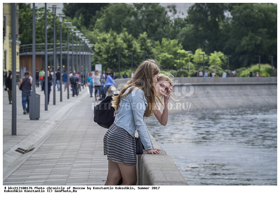 Golutvino settlement, Moscow, Moscow river, Russia, Yakimanskaya embankment, cityscape, pedestrian area, people, the program My street, the reconstruction, tourism, trip, vacation, ������������ �������, ������, ������-����, ������, ���������� ����������, ��������� ������, �����, ���������� ����, ��������� ��� �����, ��������, ��������, �������������, ������