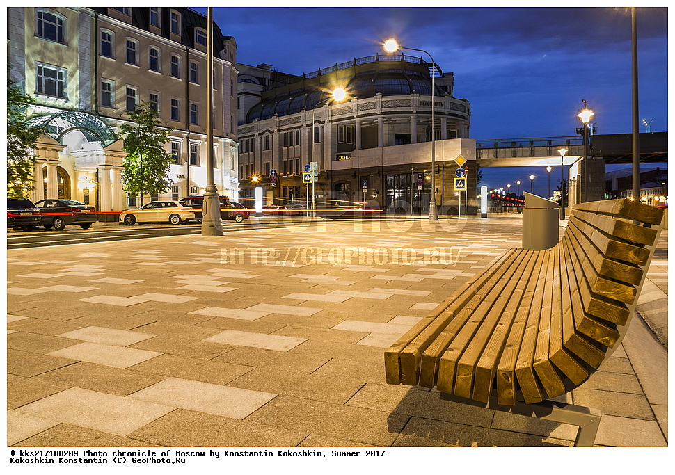 Golutvino settlement, Moscow, Moscow river, Russia, Yakimanskaya embankment, cityscape, pedestrian area, people, the program My street, the reconstruction, tourism, trip, vacation, ������������ �������, ������, ������-����, ������, ���������� ����������, ��������� ������, �����, ���������� ����, ��������� ��� �����, ��������, ��������, �������������, ������