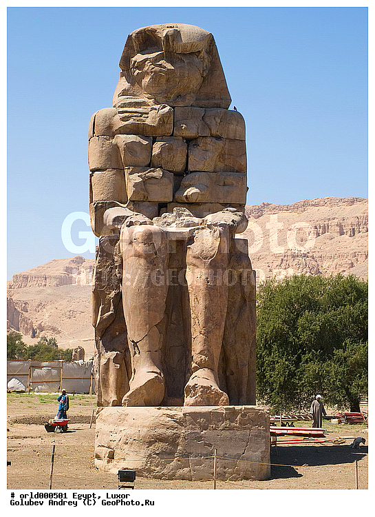 Africa, Colossi of Memnon, Egypt, Luxor, Pharaoh Amenhotep III, ancient, city, country, historical, pharaoh, religion, showplace, sight, stone statues, tourism, travel, ��������� III, ������, ������, ������� �������, ������, �����, ���������������������, �������, ���������, ������������, �����, �����������, �������, ������, ������, ������