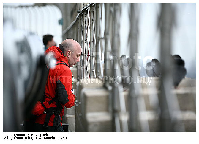 ���-����