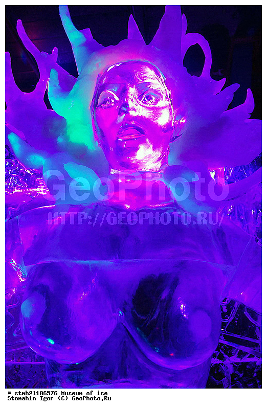 ����� ����