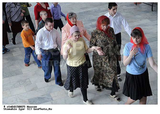 Children, house, deaf-blind, Sergius, Posada, Celebration, Easter, picture :, godfather course