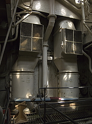 ������� �������� (������� - �����), �������������� ����� ���������� ���������. ����� ���������, ���������� ��������� ������ 