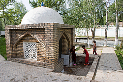 �������� ���� ����� � ��������� ����������� ������� �������. ���������, ����������