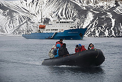 ������� � ����������, �������