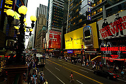 ���-����, ������� ( Broadway)