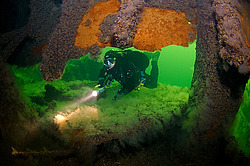 �������� �Salzburg� (���������) - 1. 10. 1942 ���� �� ���� ����� ���������� ������� 2300 ��������� �������������