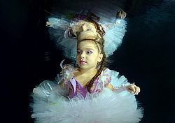 Underwater Art-portrait & Fashion collection