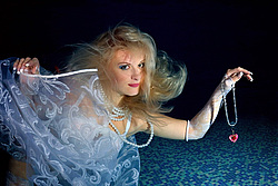 Underwater Art-portrait & Fashion collection