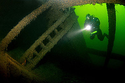 ����, ��������� ������������ ����� ������