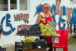 �������