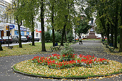 �������