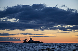 ���������� '�� ���������� ������� �������� ������'. ����������� �������, ��������� �����, ����-�������� ��������� �� ������ � �����-���������