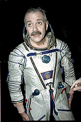 ������ <������� ������> 